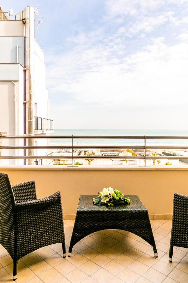 Hotel Mazzanti Milano Marittima Extérieur photo